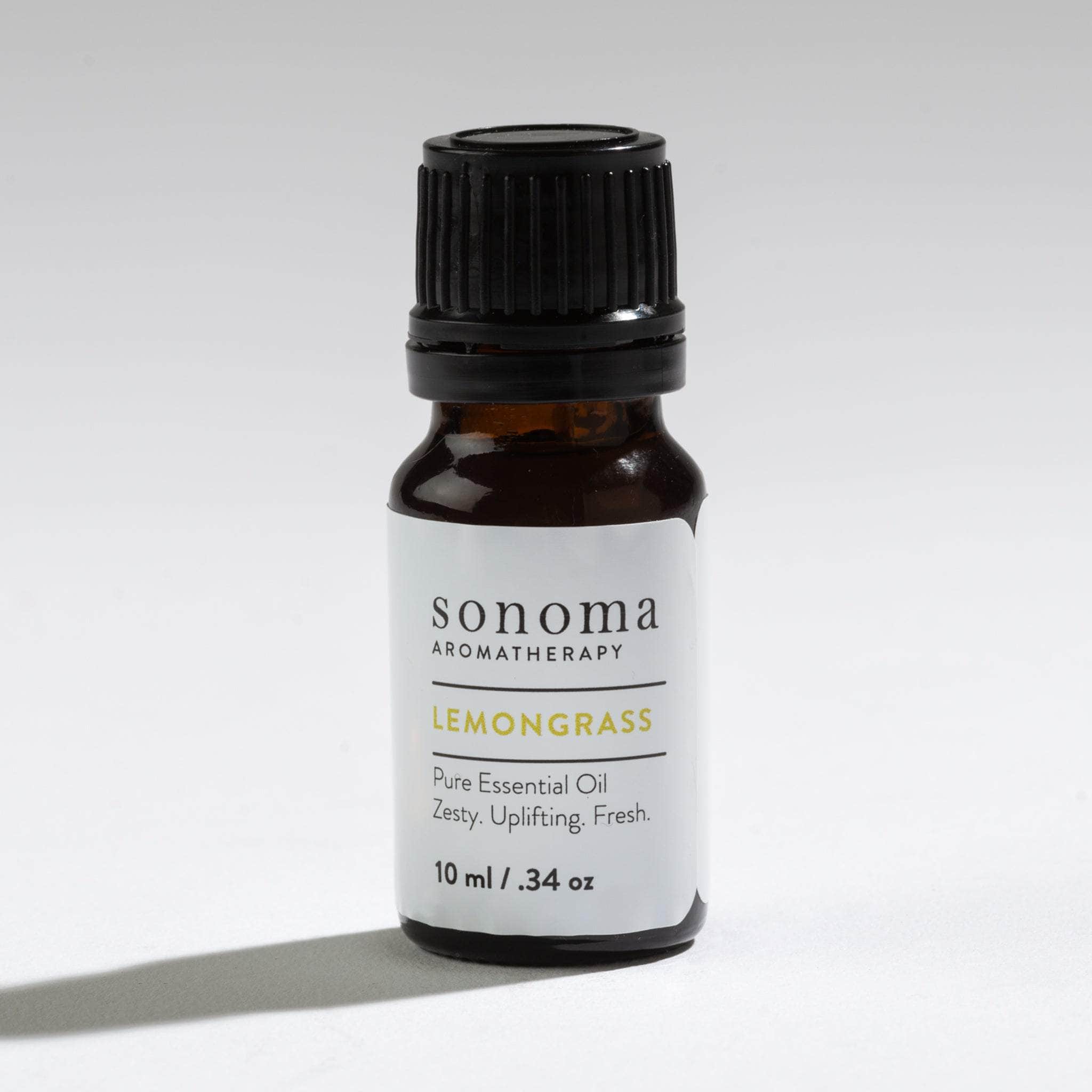 Featuring a vibrant, citrusy aroma perfect for energizing and refreshing any space. Pure lemongrass essential oil 10ml