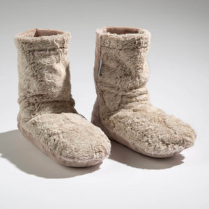 Luxuriously soft, heatable comfort with a grounding scent of pine, frankincense & myrrh for a cozy at-home spa experience for tired feet.