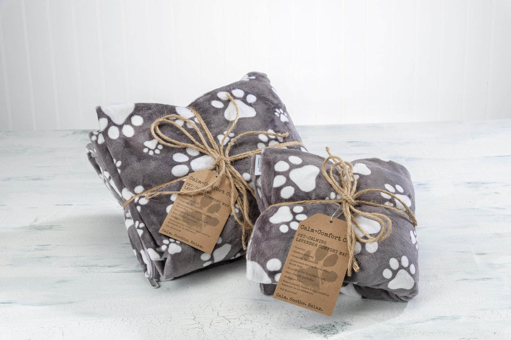 Lavender heatable/chilable pet mats. Available in Medium and Large with washable covers