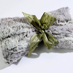Luxurious eucalyptus-infused spa mask in soft Silver Fox faux fur fabric, offering soothing relief and relaxation with every wear. Perfect for reducing tension, calming headaches, and promoting restful sleep.