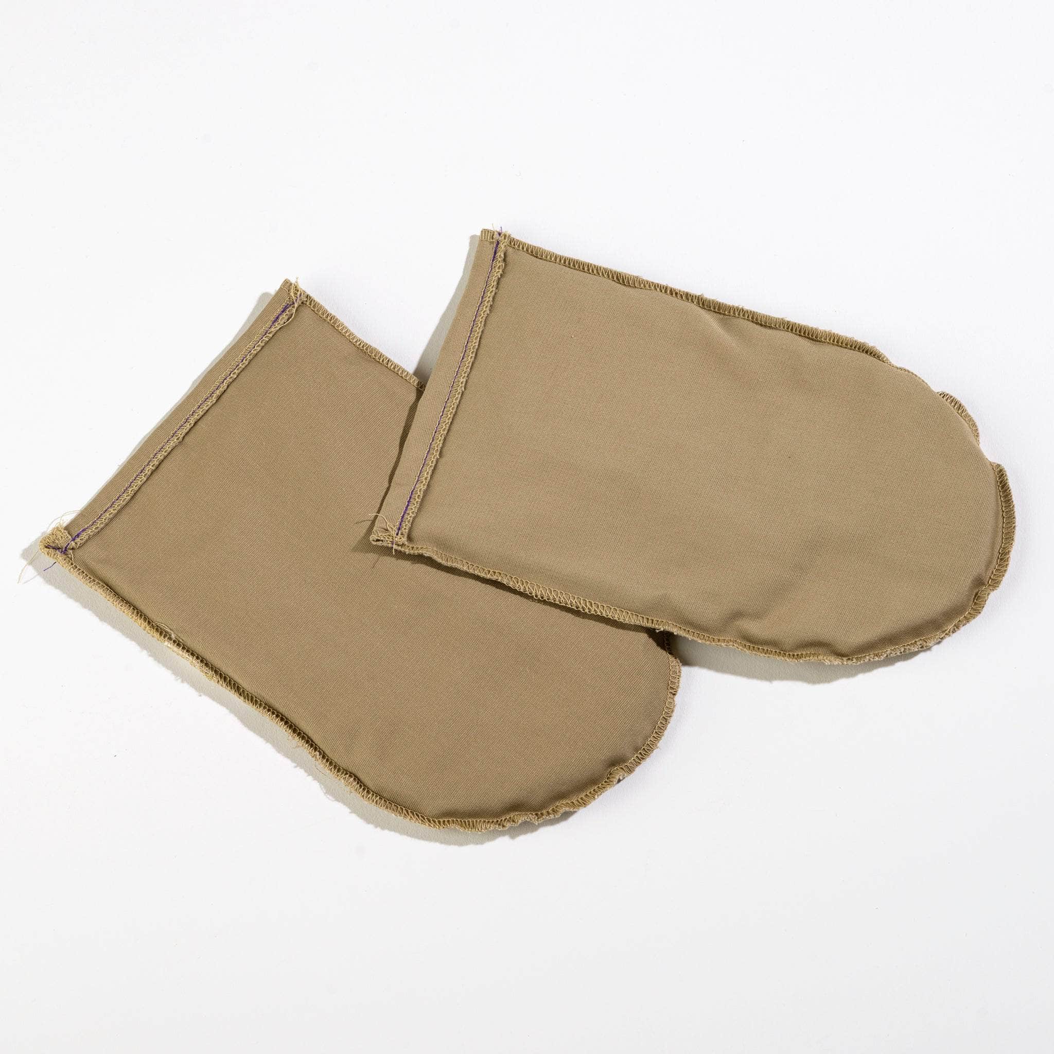 Enjoy soothing warmth and calming lavender aromatherapy. Refresh your mittens for endless relaxation and comfort!